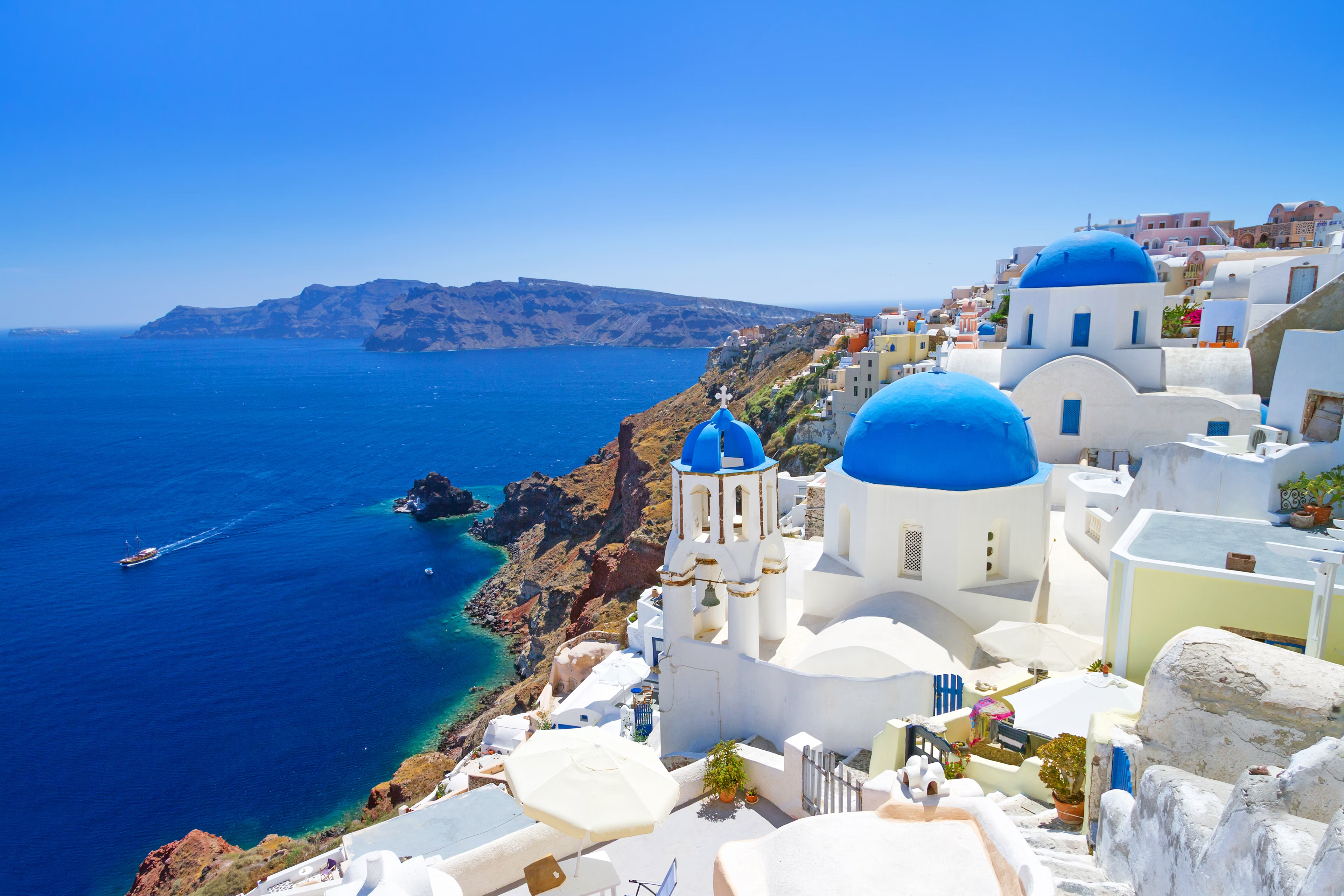 Santorini Island's Weekend Vacation
